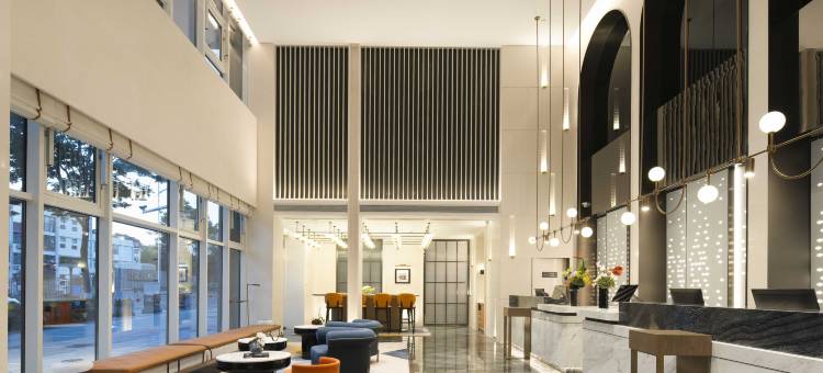 青岛五四广场奥帆中心希尔顿欢朋酒店图片