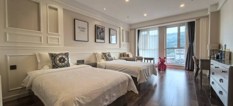 芭提雅酒店(承德大学城南站店)图片