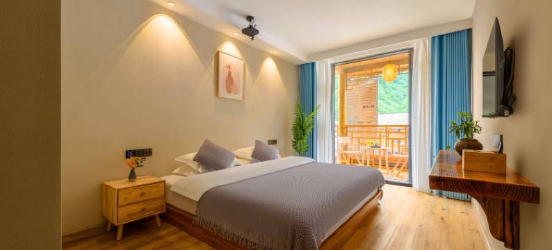 神农架依山小楼民宿(大九湖坪阡古镇店)图片