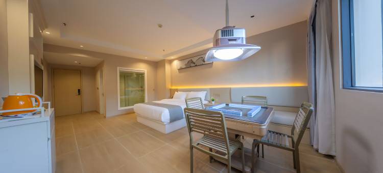 由里舒泊智慧酒店(遵义吾悦广场店)图片