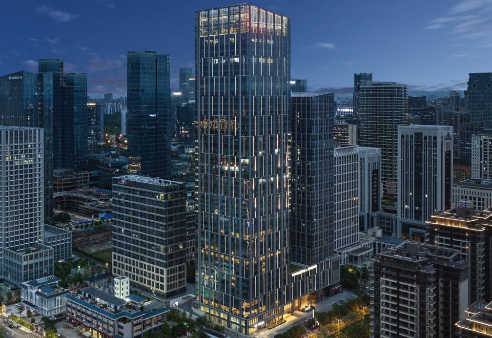 南宁五象希尔顿逸林酒店外景图