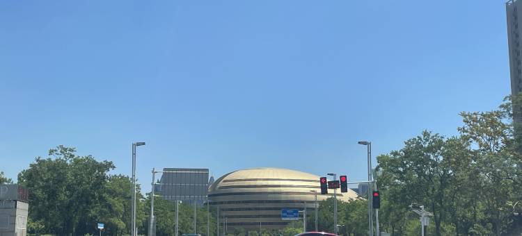 云鼎岚庭酒店(郑州CBD会展中心众意西路地铁站店)图片