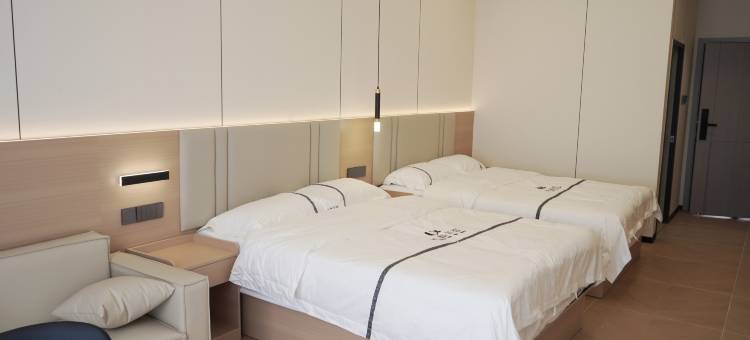 龙鑫公寓(佛山顺德龙江会展中心店)图片