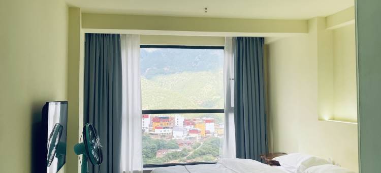 西木亚精品酒店图片