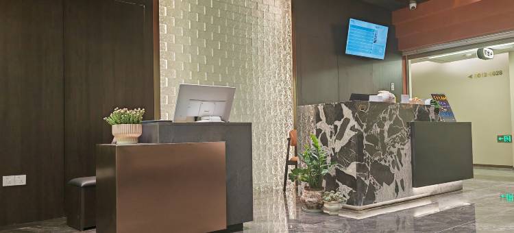 四季酒店(康建城西南医科大学附属医院店)图片