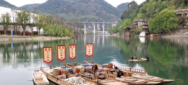 风荷居・Lotus民宿(洪安边城景区店)图片