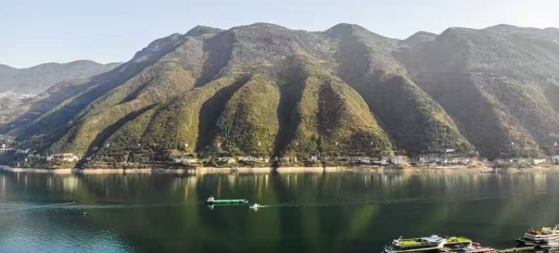 如家·UP华驿智旅酒店(巫山县市政广场店)图片