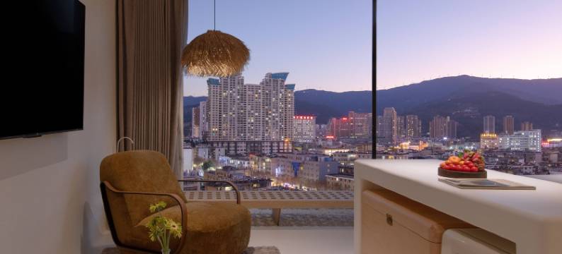 A SNOW|一盏雪酒店(大理高铁站店)图片