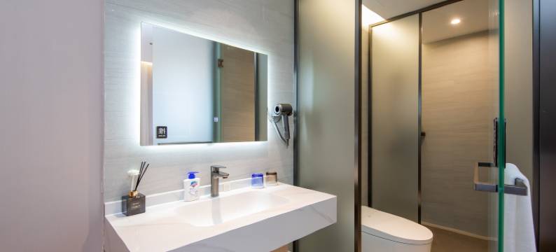 舟山千里马智慧酒店(普陀山机场半升洞码头店)图片