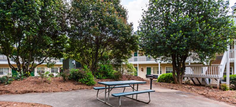 HomeTowne Studios by Red Roof Atlanta – Lawrenceville图片