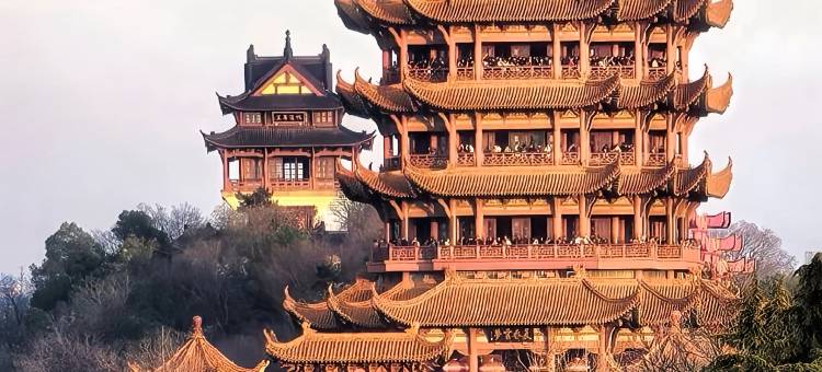 雅斯特酒店(武汉黄鹤楼音乐学院店)图片