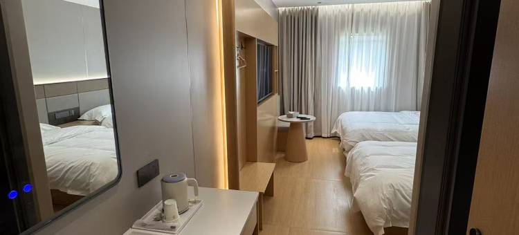 开蔓酒店(上海松江体育中心地铁站店)图片