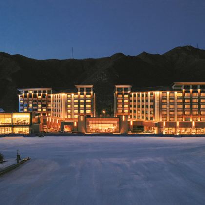 张家口阿那亚崇礼拾雪川滑雪场2日1晚私家团