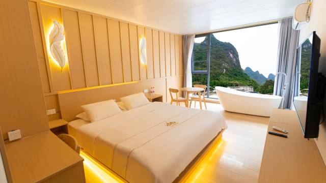 山寻雪山墅酒店(阳朔西街店)