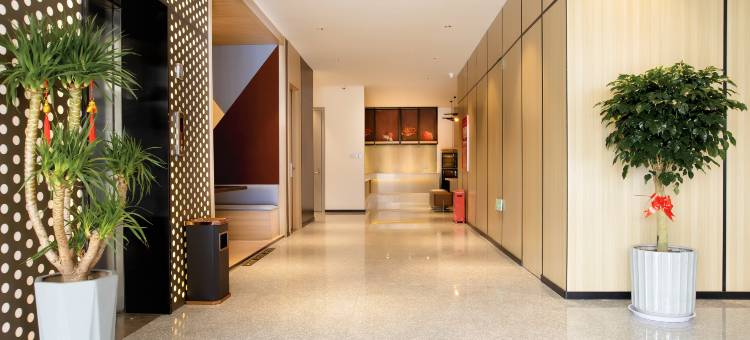 IU酒店(青岛胶东国际机场店)图片