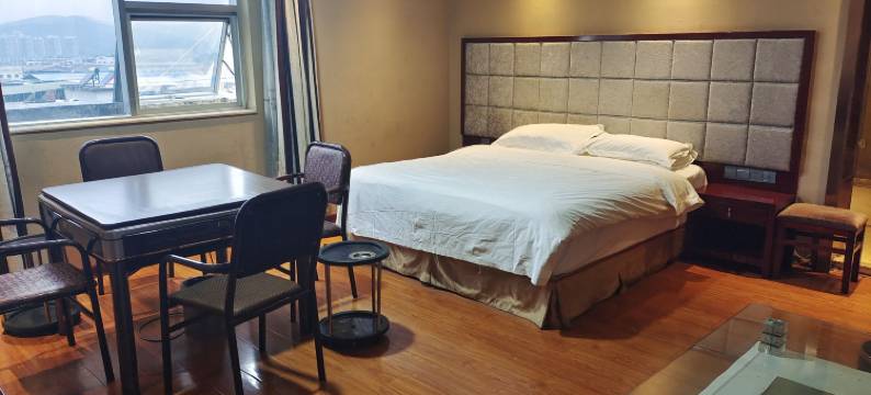 雷雨电竞民宿图片