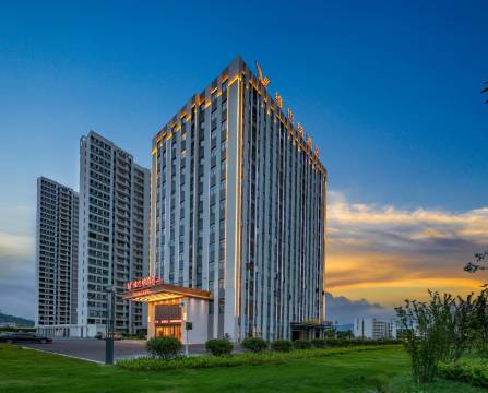 维也纳酒店(龙南东江店)