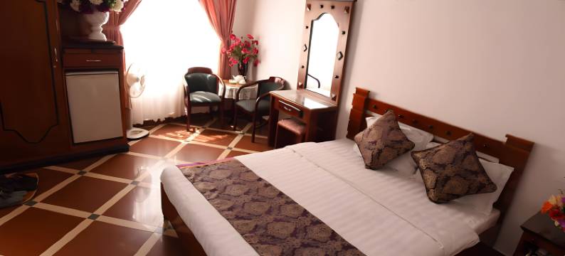 红太阳酒店(Red Sun Hotel)图片
