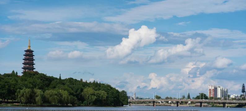 金华紫阳豪庭大酒店(世贸城市广场古子城步行街店)图片