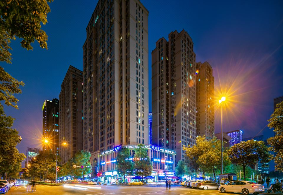 James Joyce Coffetel (Chengdu Century City Convention & Exhibition Center)Hotel Overview