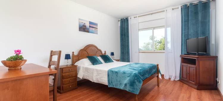 BnB Homes Large Fully Equipped Apartment with 2 Bedrooms, Swimming Pool & Patio图片