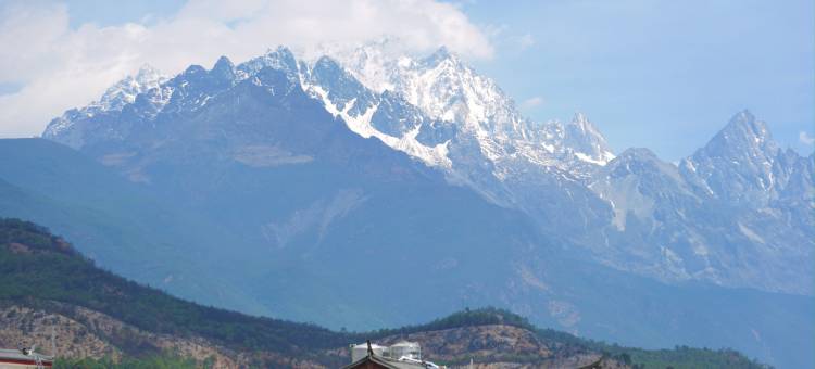北舍·CloudFantasy·日照金山丨雪山观景度假庭院(束河古镇店)图片