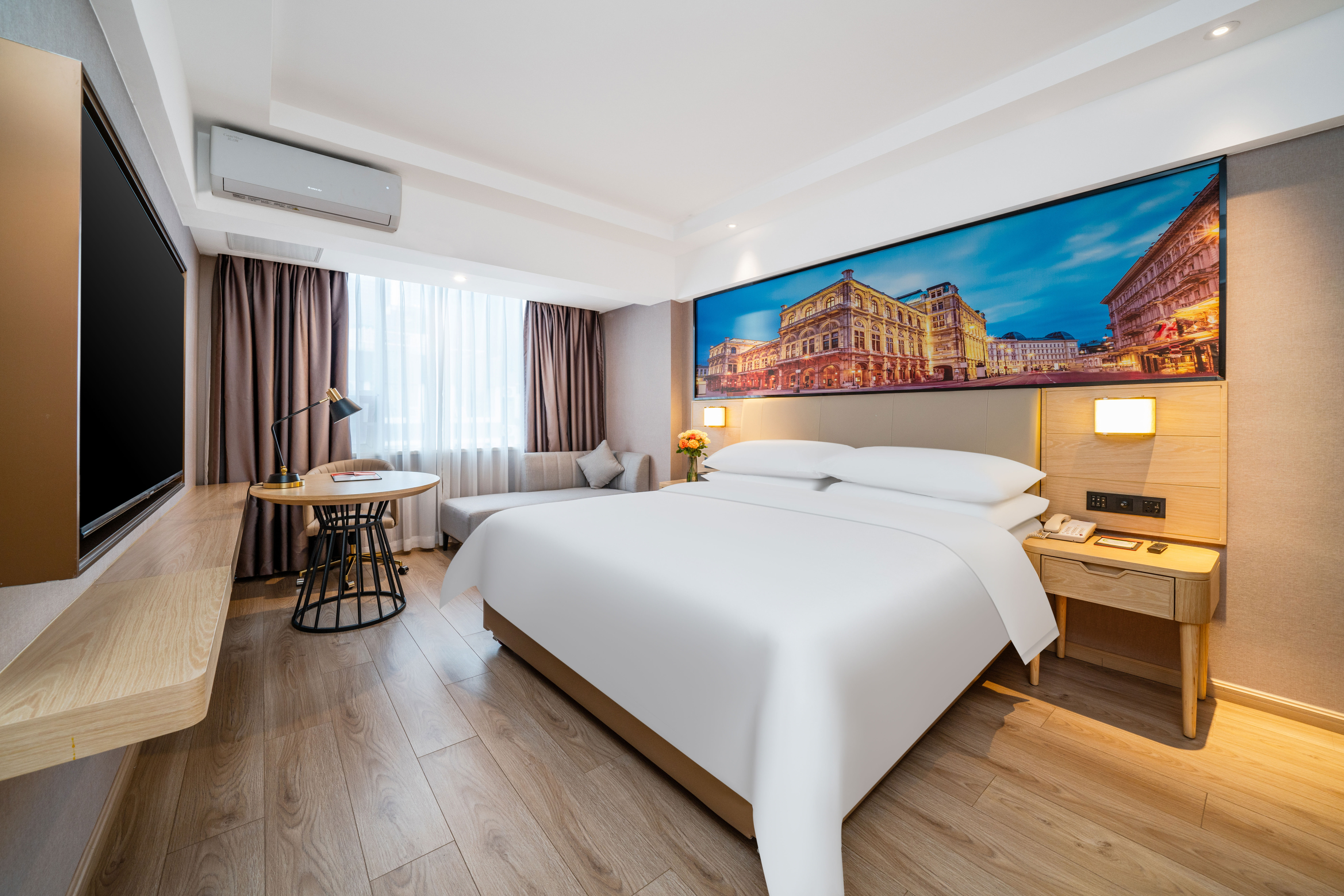 Vienna Hotel (Shenzhen Meilin) Over view