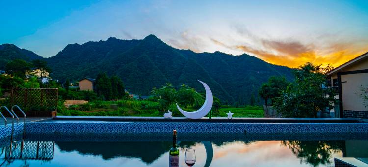 阅竹|赏奇峰云海·览世外田园·森氧山居(国家森林公园中门店)图片