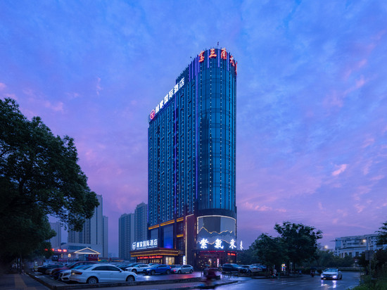 越家国际酒店(恒茂梦时代南昌火车站店)