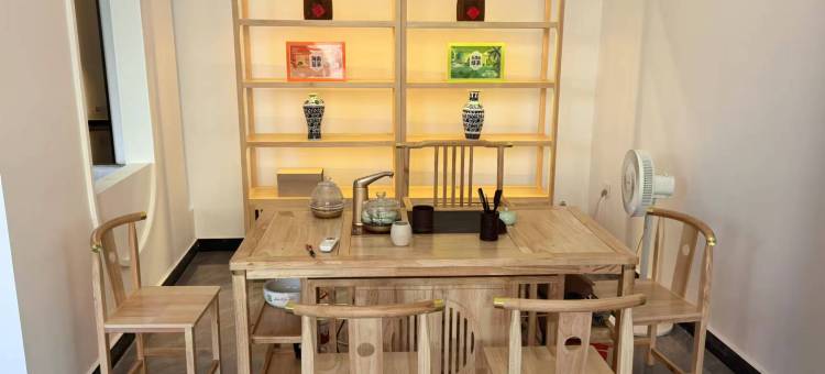 三亚听海观山智能美宿(凤凰机场店)图片