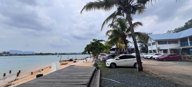 河畔东莞宾馆及咖啡厅(Riverbank Dungun Guesthouse & Cafe)图片