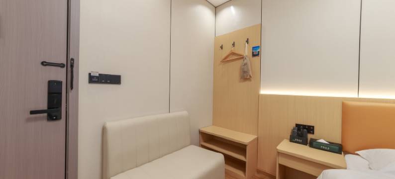 欧韵影院电竞酒店(成都西南石油大学)图片