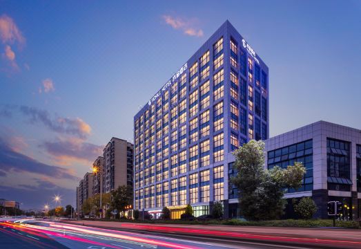 YICHILL 亦呈酒店（长沙黄花国际机场木马塅地铁站店）外景图