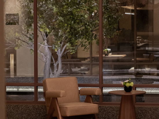 上海体育场徐家汇亚朵见野酒店