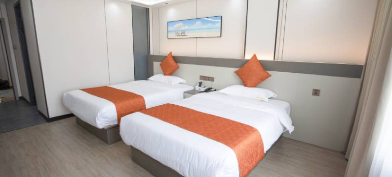 艾尚海景酒店(万尾金滩店)图片