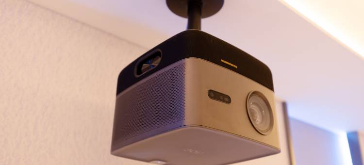 叶与晨电竞电影酒店(新华街尚峰广场店)图片