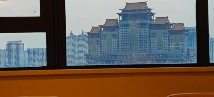 玉林金城中心十字街雅斯菲尔酒店图片