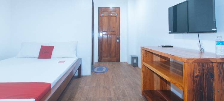 瑞德多兹 @ 米纳斯普莱斯2巴内兹维尔塔克洛班(RedDoorz @ Mina's Place 2 Banez Ville Tacloban)图片