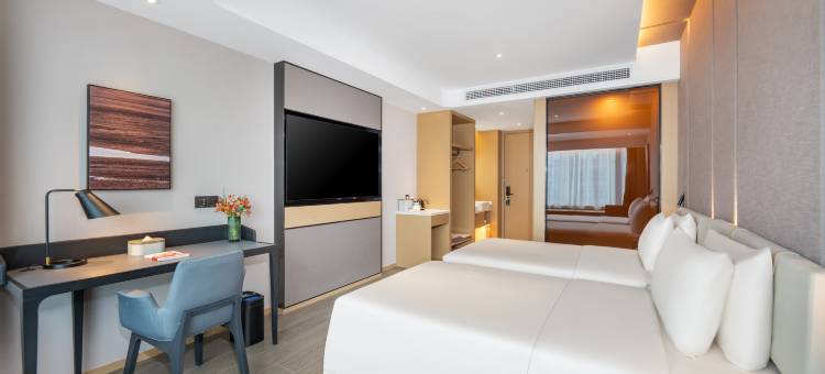 长沙滨江金融中心亚朵酒店图片