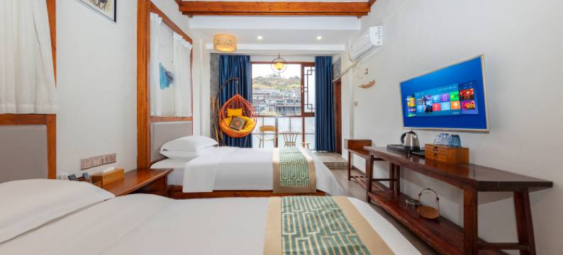 云桥雅居·Life轻奢设计民宿(凤凰古城店)图片