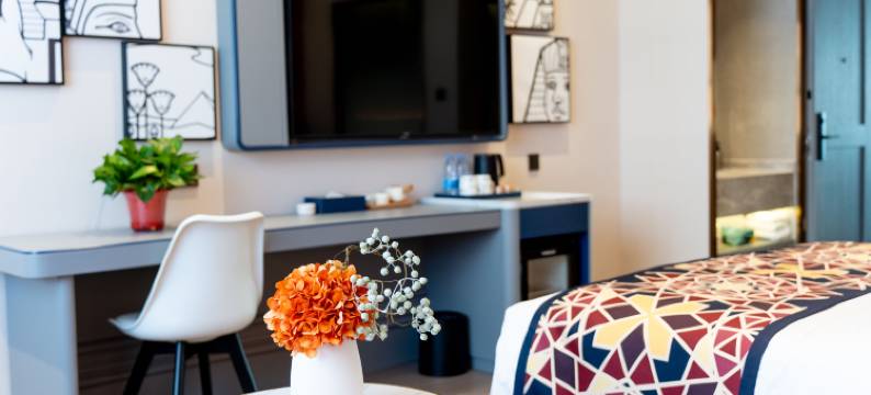 兰欧酒店(承德市隆化县政府店)图片