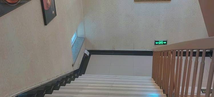 阿克苏众诚宾馆(步行街店)图片