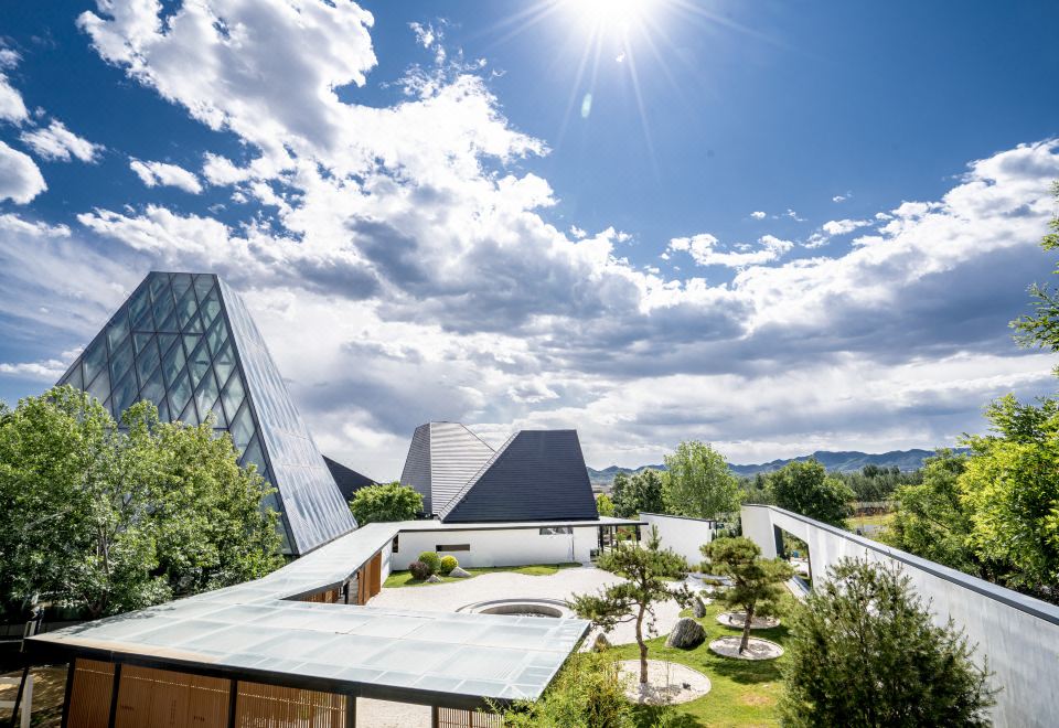 eden Homestay Hotel Overview