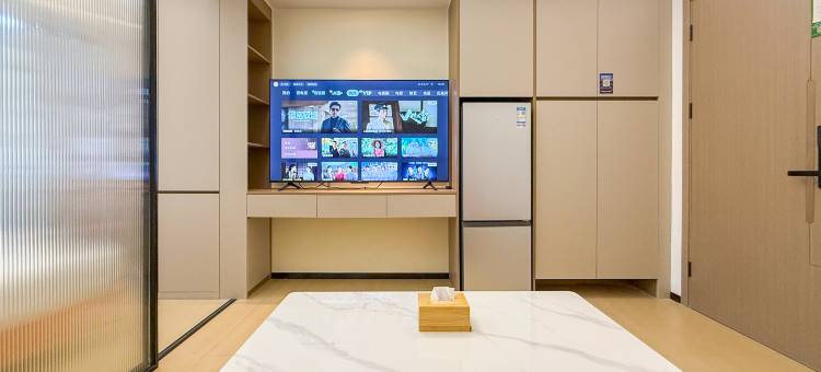 八匹马·五星公寓(深圳龙华富士康油富店)图片