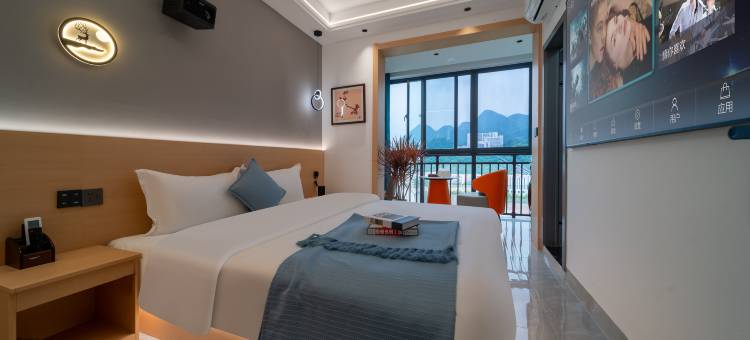 云逸智享民宿(六盘水师范学院店)图片