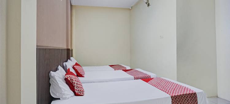 Hotel O Kuta Alam靠近Oman Al-Makmur清真寺原Daka酒店(Dancenter Kuta Alam Near Masjid Oman Al-Makmur)图片