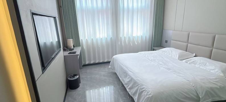 中牟上居酒店图片