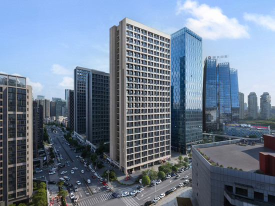 TOWO上品酒店(会展中心金融城店)