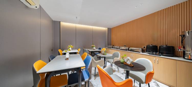 汕头菲乐·美居酒店(万象城龙眼南路美食街店)图片