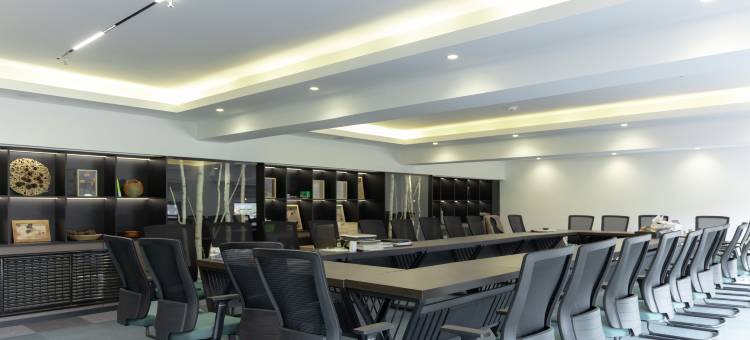 根河敖鲁古雅右岸度假酒店图片